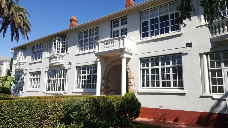 2 Bedroom Property for Sale in Green Point Western Cape